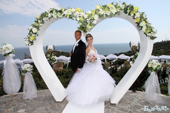 Фотографии: Организация выездной регистрации.