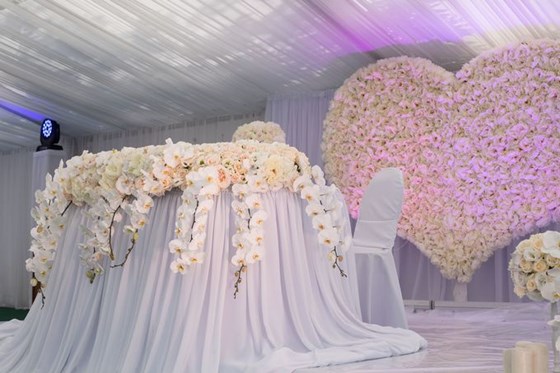 Фотографии:  Флористика и декорирование свадьбы.